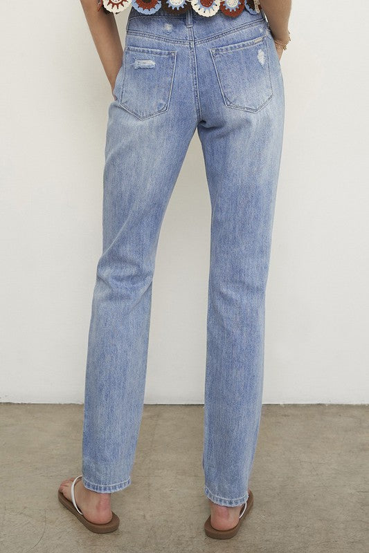 L.A. STRAIGHT LEG JEANS